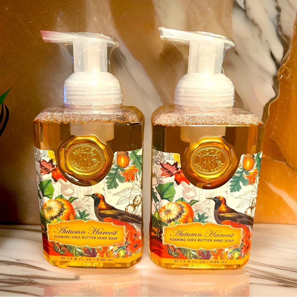 Michel Design Works NWT Qty 2 Foaming Shea
Butter Hand Soap Autumn Harvest - Picture 1 of 5
